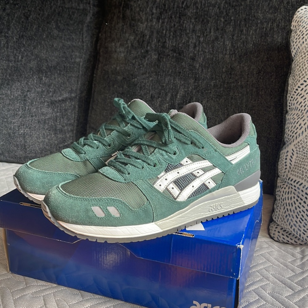ASICS GEL LYTE III - VARSITY SUEDE PACK Men Size 10.5 VNDS